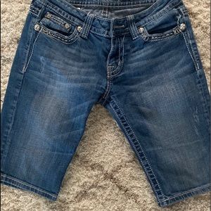 Miss Me Bermuda shorts